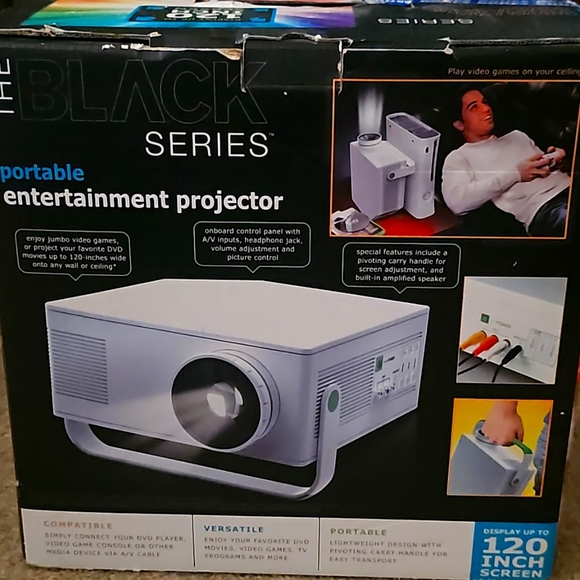 Portable projector - Picture 2 of 4